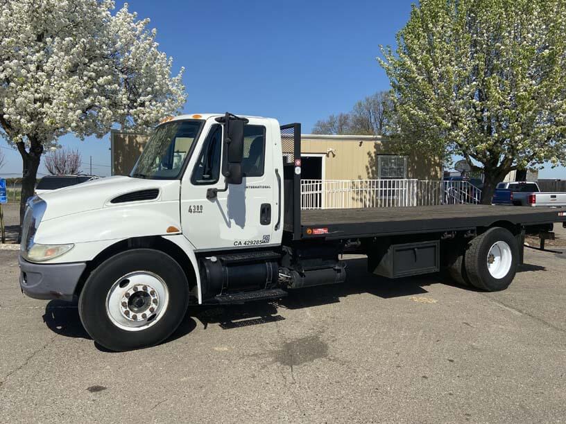Medium Duty Truck for sale, Acampo, CA