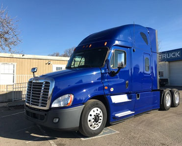 Freightliner Sleeper Truck